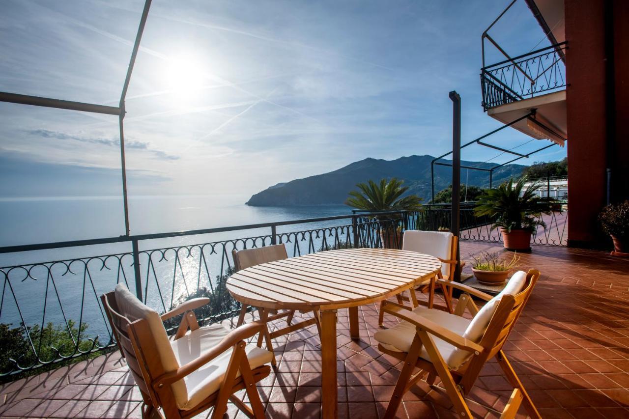 080 - La Villa Storica Il Vigneto 45B, Terrazza Sul Mare - Parcheggio Privato Gratis Монелья Экстерьер фото